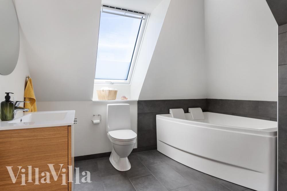 Ett av badrummen i lyxstuga nr 981