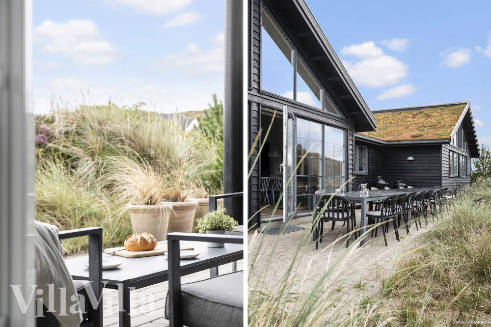 Stor terrass i lyxstuga nr 383 i Vestjylland.
