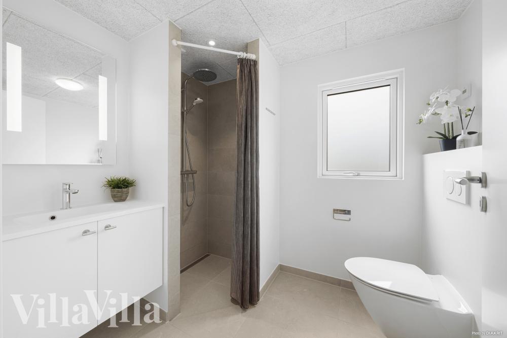 Ett av badrummen i lyxstuga nr 1007