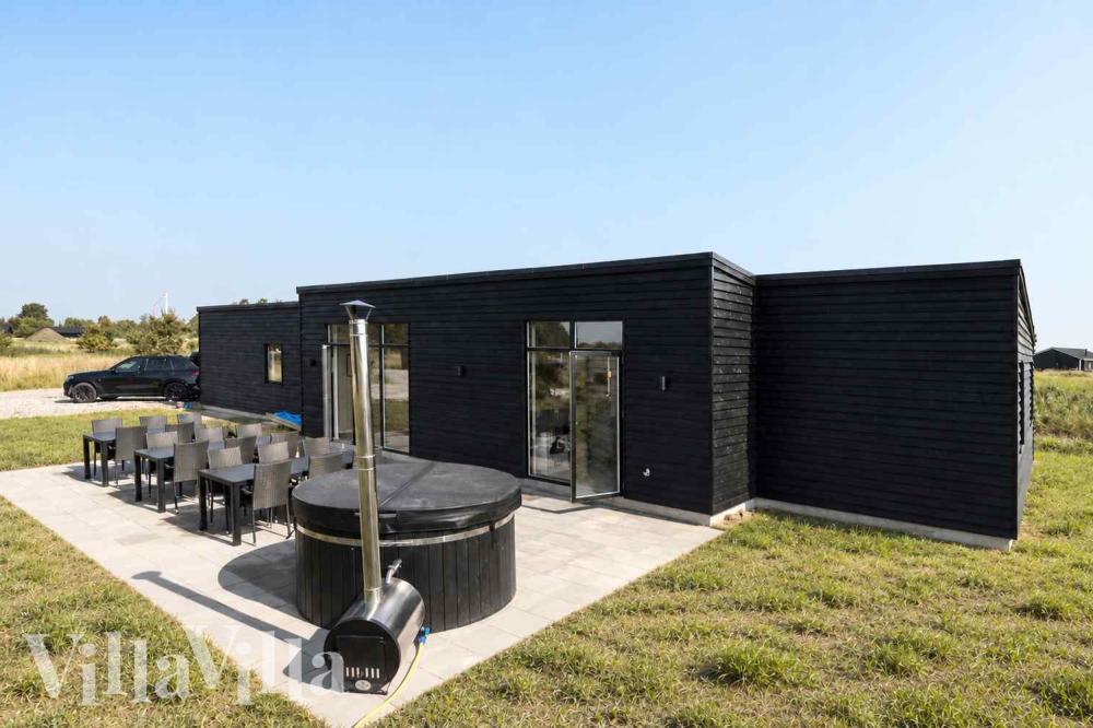 Den flotta lyxstugan nr 1014 med gott om plats för upp till 16 personer
